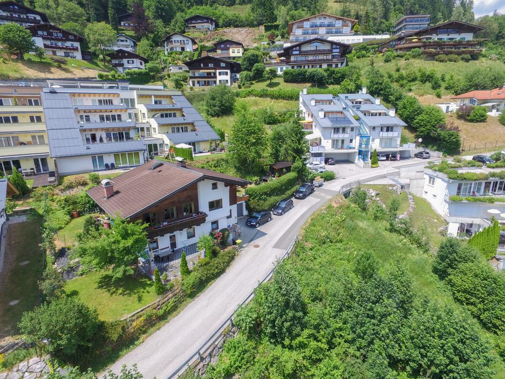 Appartementhaus View By In One Apartment Zell am See